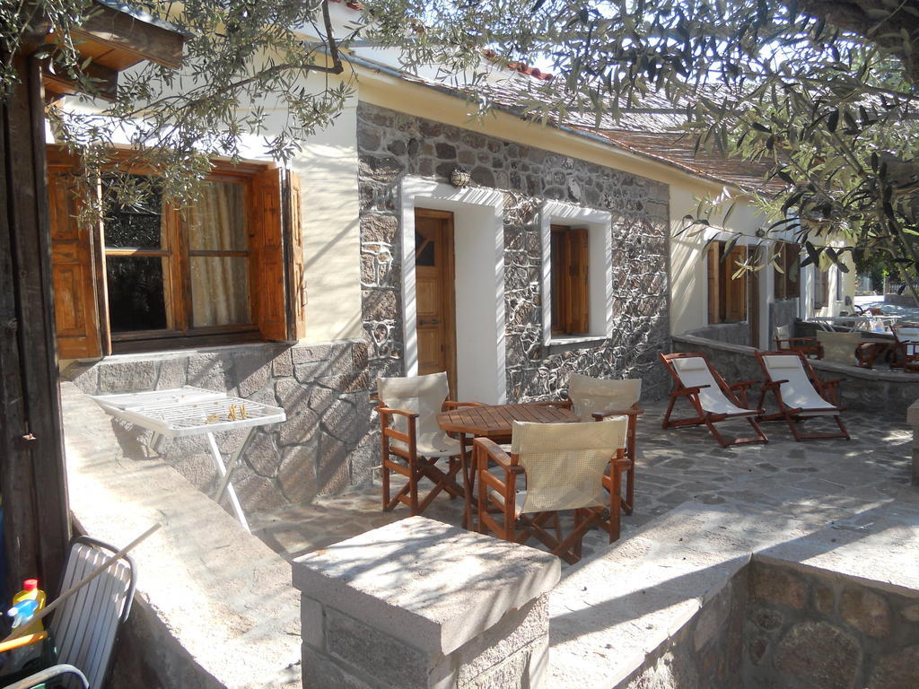 Nadia Apartments Mythimna Exterior foto